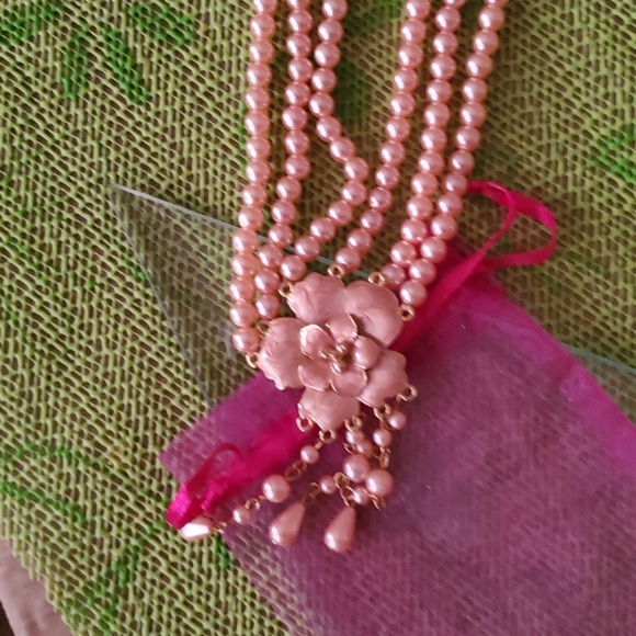 Necklace - Picture 6 of 7